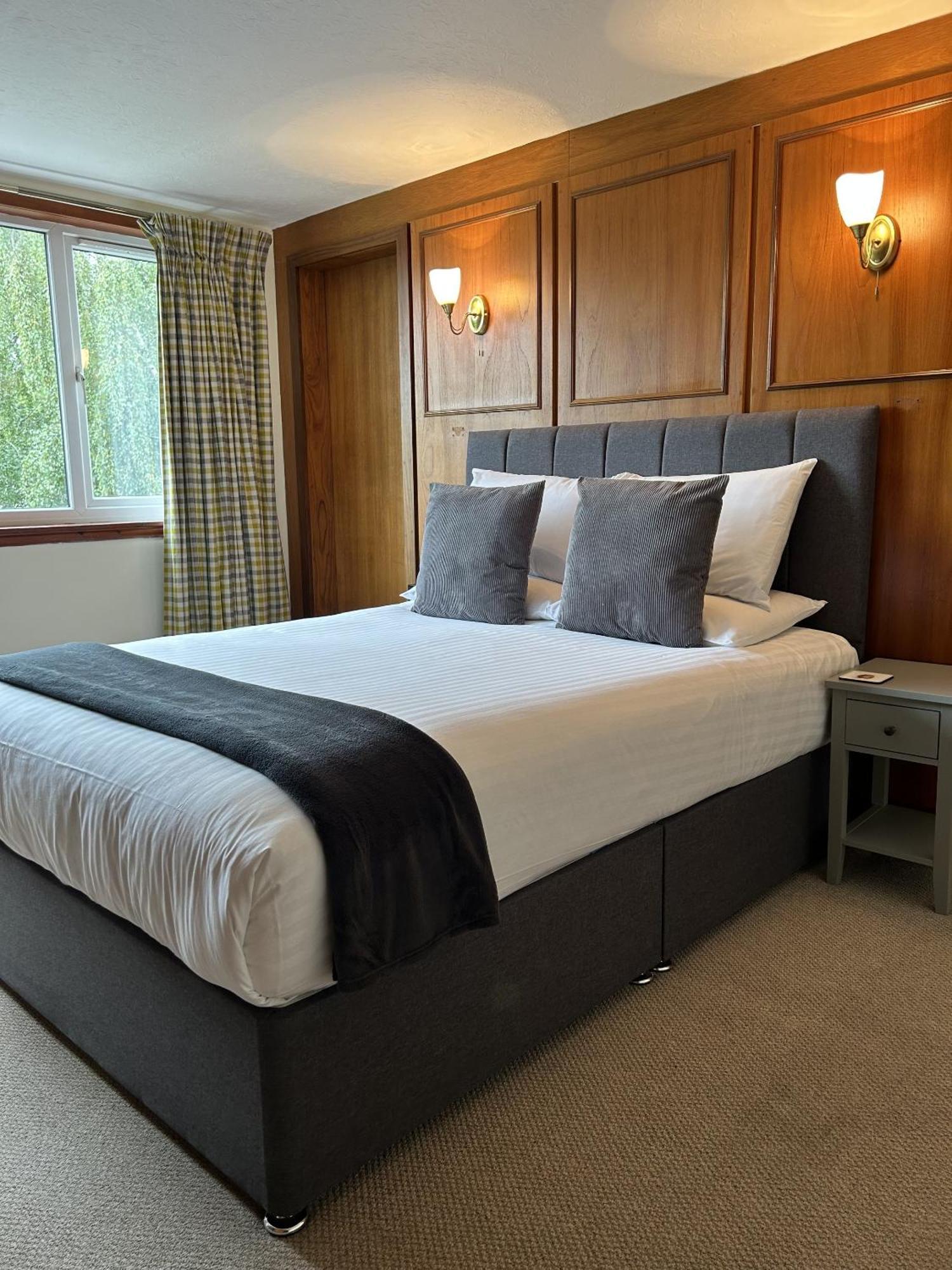 The Smiddy Haugh Hotel Auchterarder Room photo